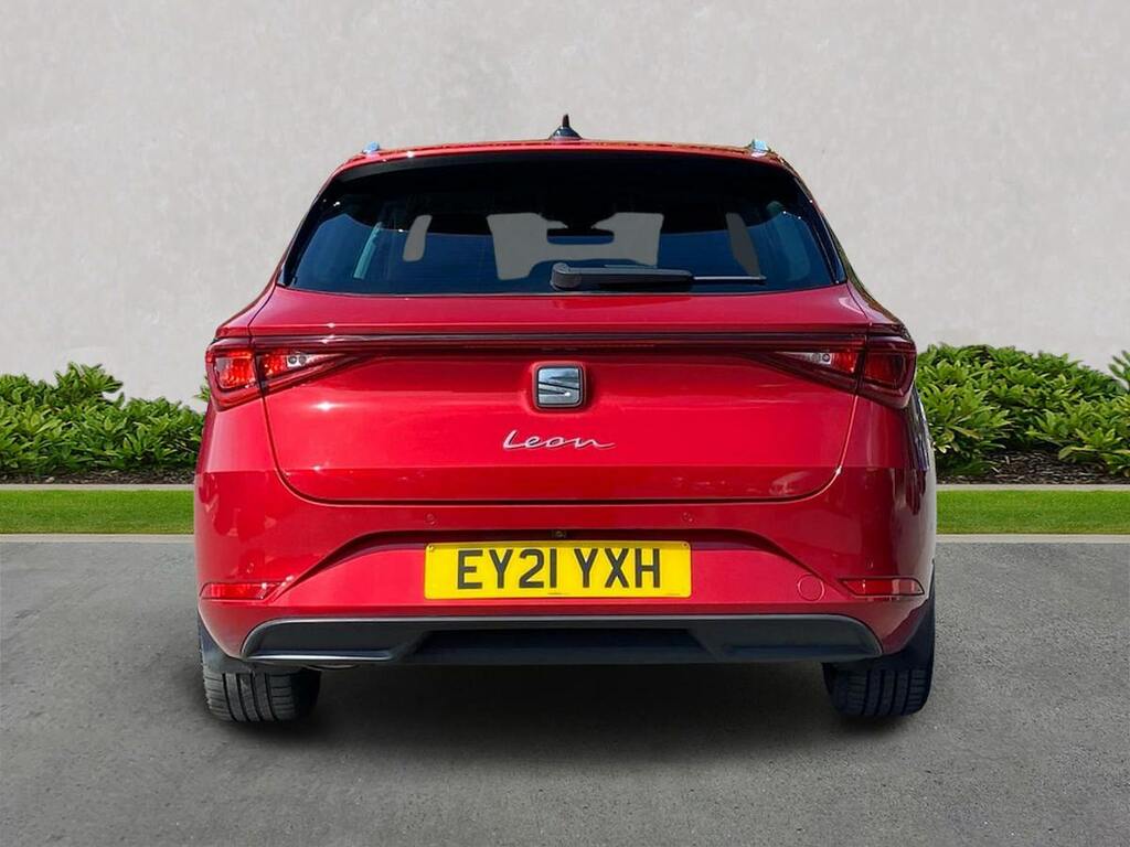 Seat Leon 1.5 Etsi Mhev Xcellence Lux Estate Hybr Red #4