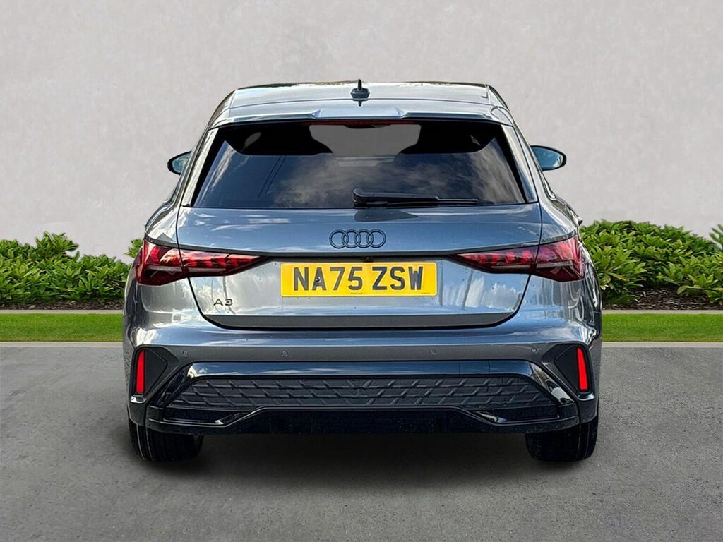 Audi A3 1.5 Tfsi 150 Black Edition Tech Pack NA75ZSW Grey #4