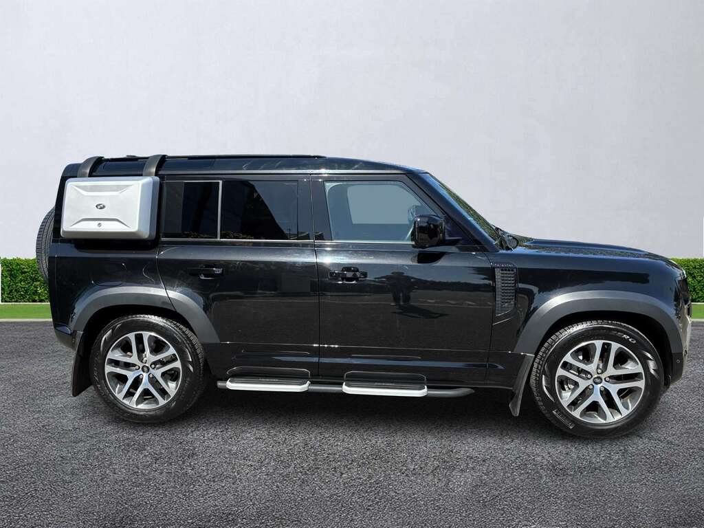 Land Rover Defender 110 2.0 P400e Xs Edition 110 SB72HEB Black #5