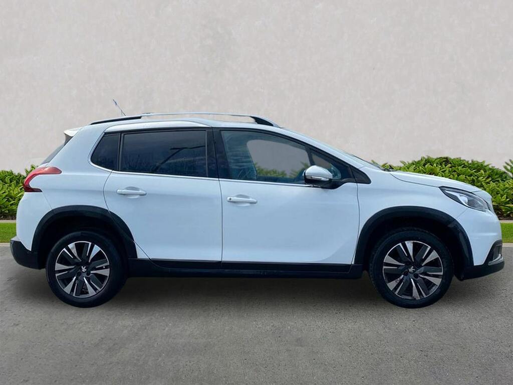 Peugeot 2008 1.2 Puretech Allure Premium Suv NJ19UKA White #3