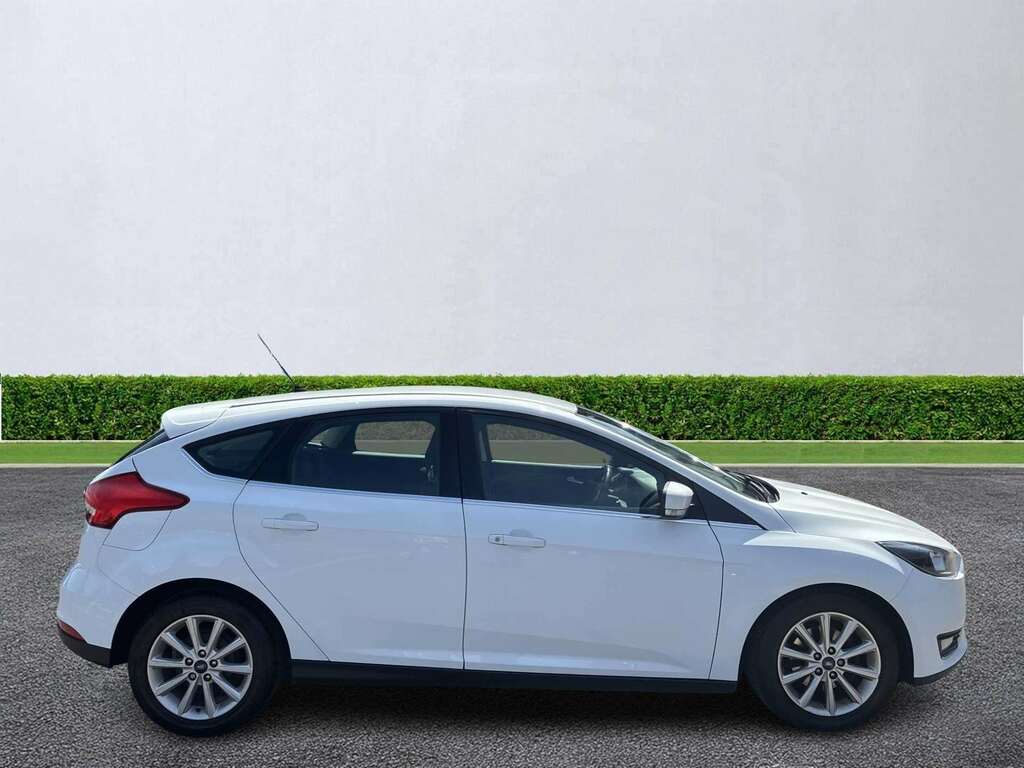 Ford Focus 1.0 Ecoboost 125 Titanium MV15VHF White #3