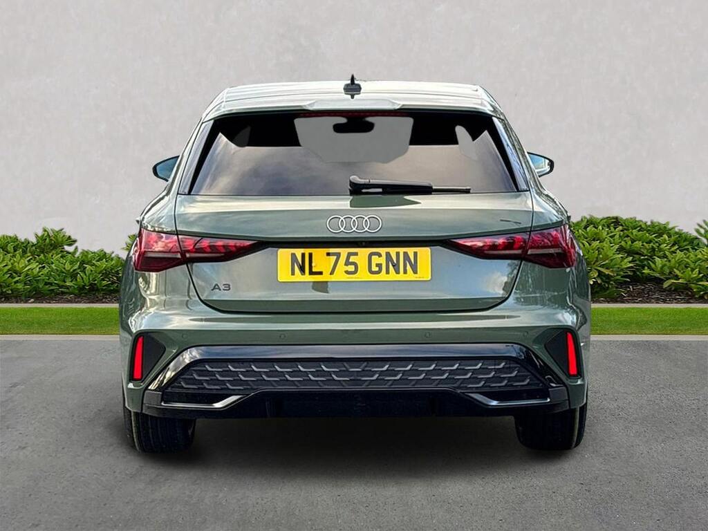 Audi A3 1.5 Tfsi S Line Sportback S Tronic Euro NL75GNN Green #4
