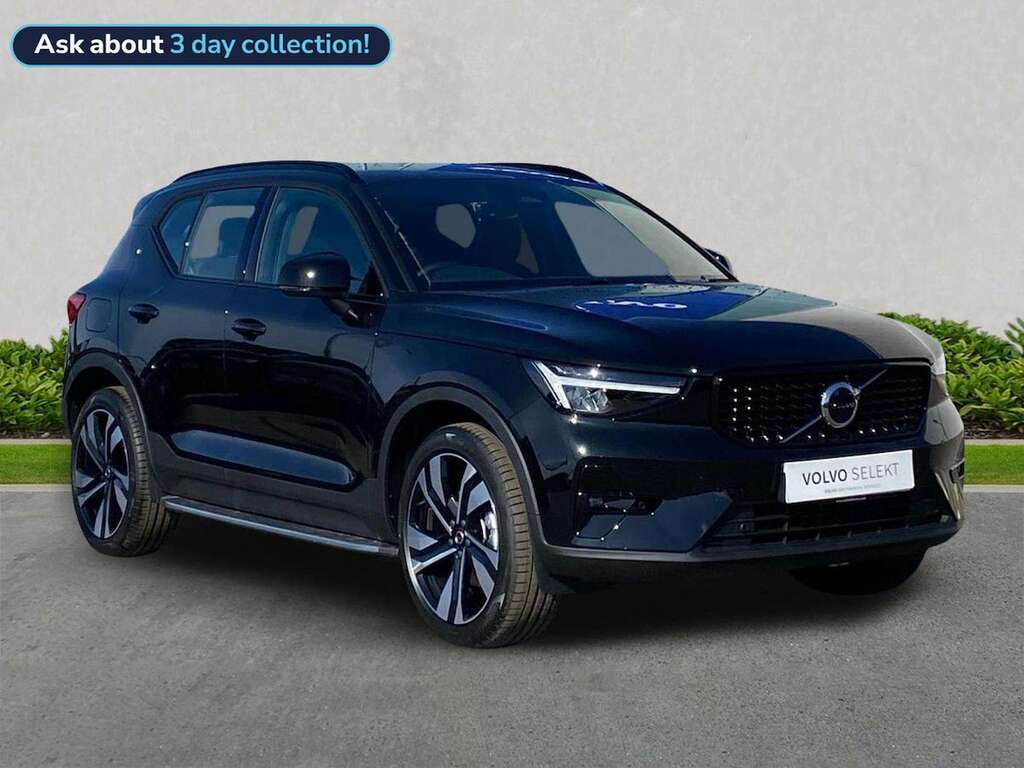 Volvo XC40 2.0 B4p Plus Dark Black
