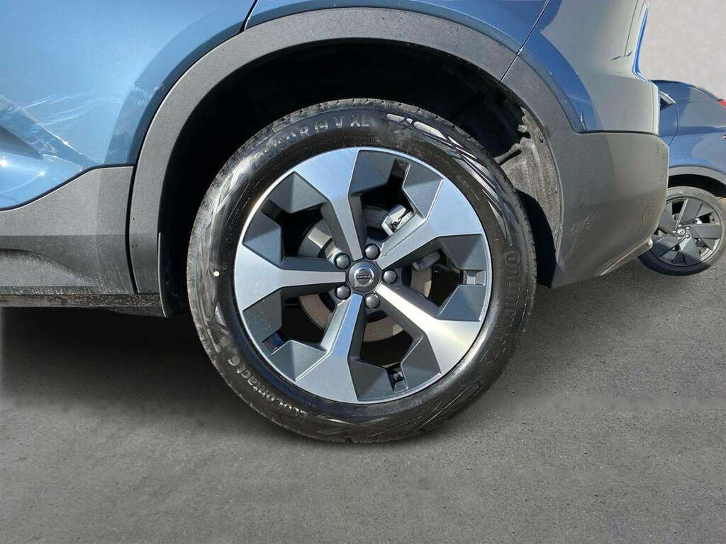 Volvo XC40 2.0 B4p Plus Dark SG26YEL Blue #6