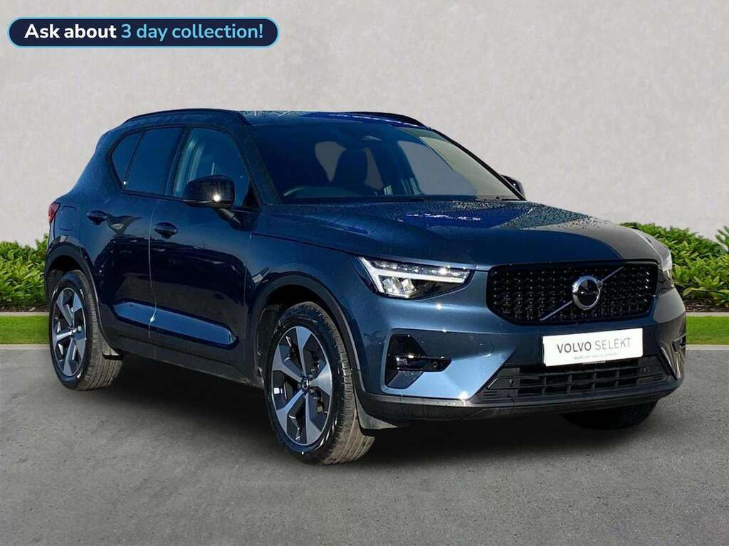 Volvo XC40 2.0 B4p Plus Dark Blue
