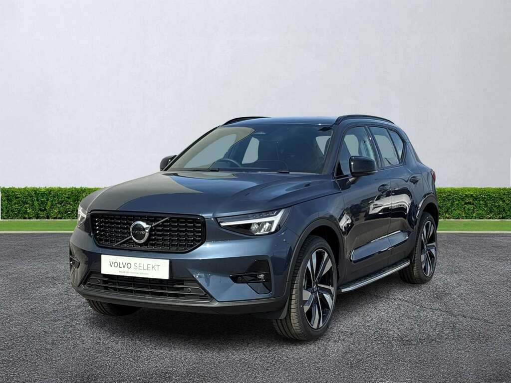 Volvo XC40 2.0 B4p Plus Dark SJ26VKN Blue #5