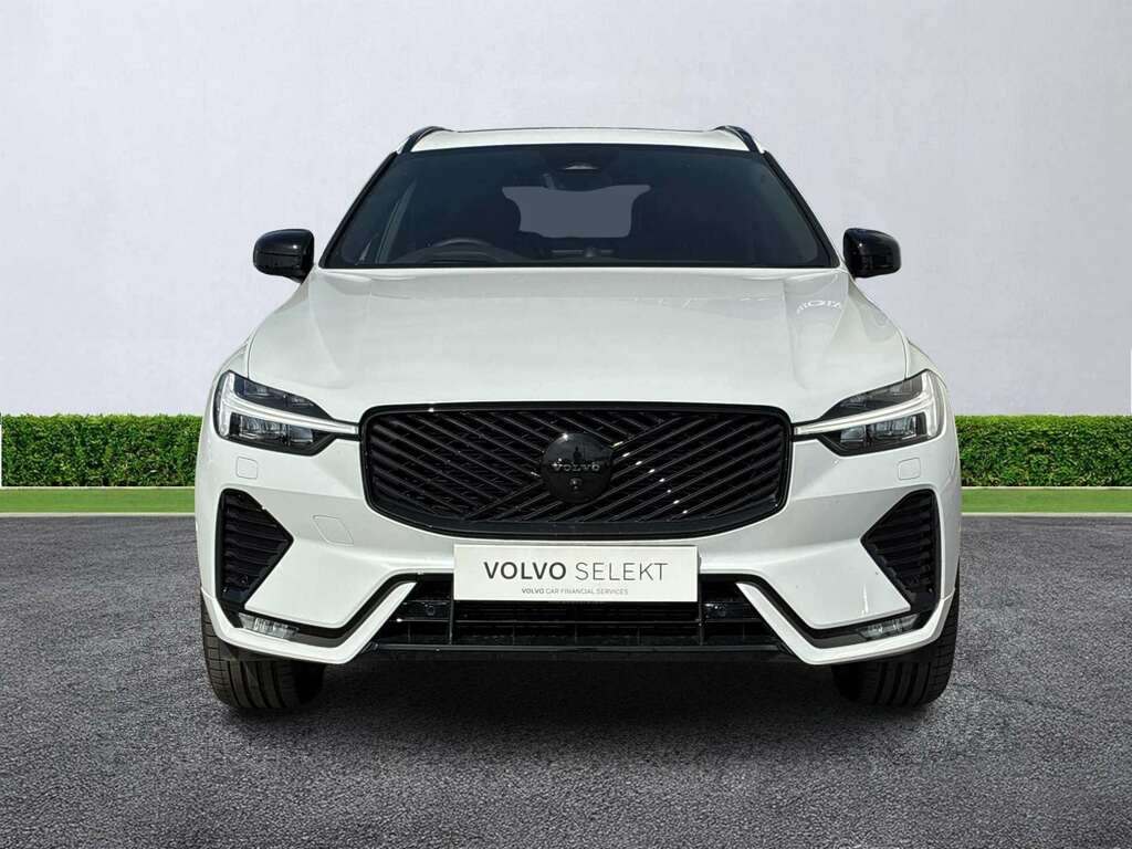 Volvo XC60 2.0 B5p Ultra Black Edition Awd Geartronic SG26MYF White #2