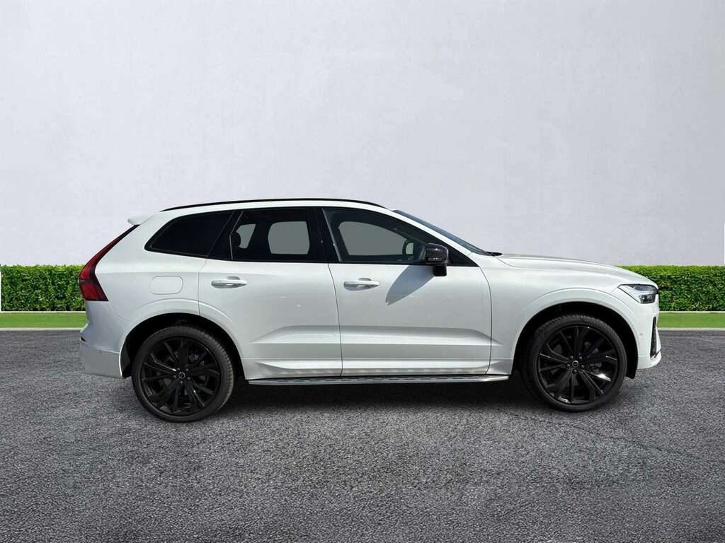 Volvo XC60 2.0 B5p Ultra Black Edition Awd Geartronic SG26MYF White #6