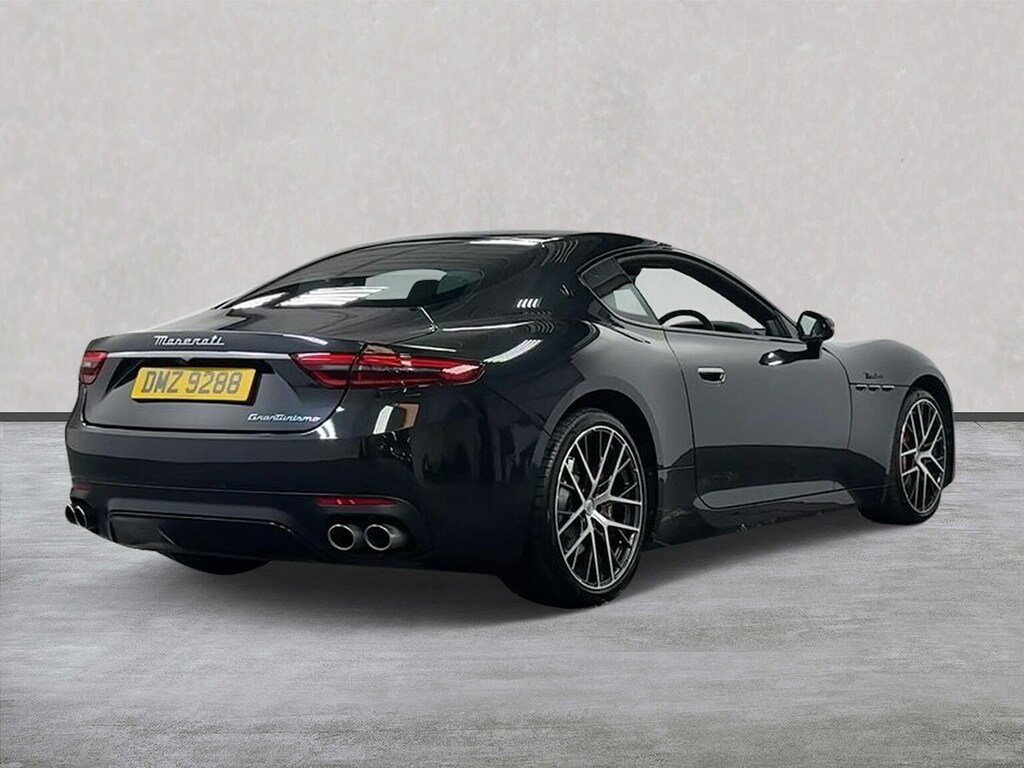 Maserati GranTurismo 3.0 V6 Modena Black #5