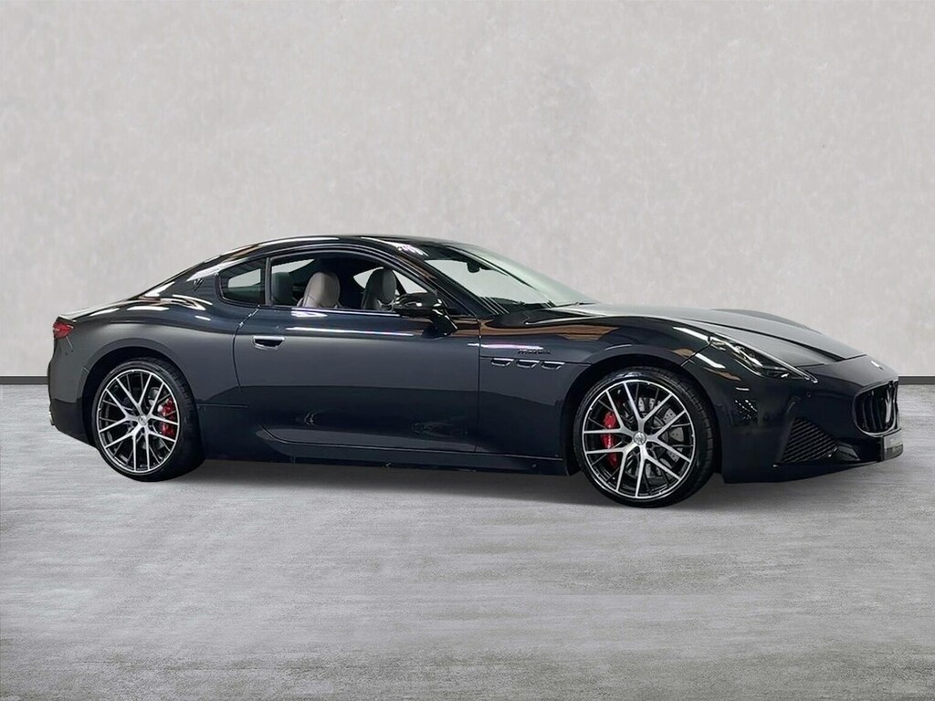 Maserati GranTurismo 3.0 V6 Modena Black #2