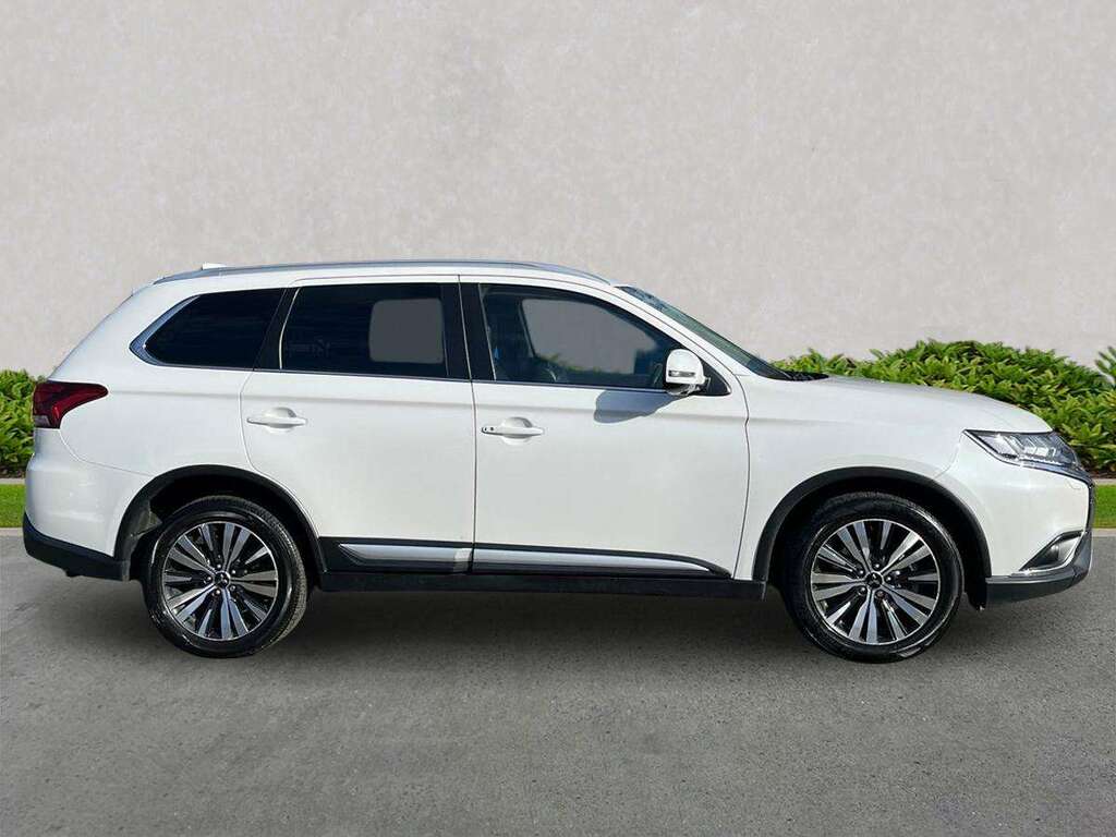 Mitsubishi Outlander 2.0 Mivec Exceed Suv Cvt 4Wd Euro 6 S KX19LJO White #3