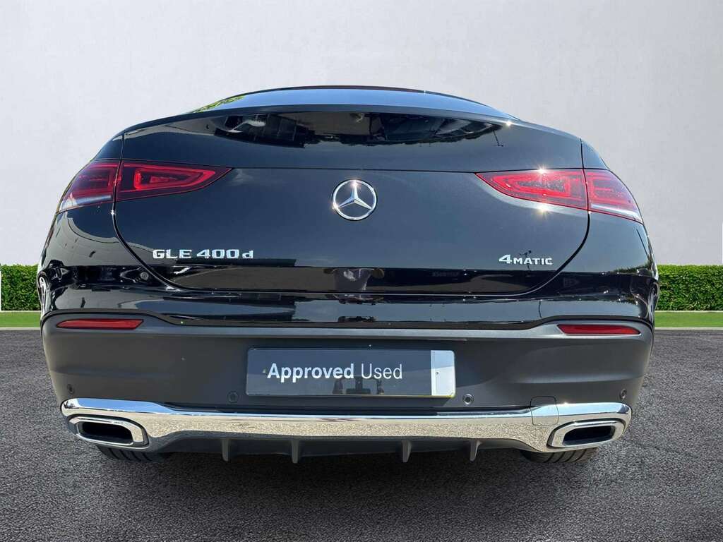 Mercedes-Benz GLE Coupe Gle 400D 4Matic Amg Line Premium 9G-tronic Black #4
