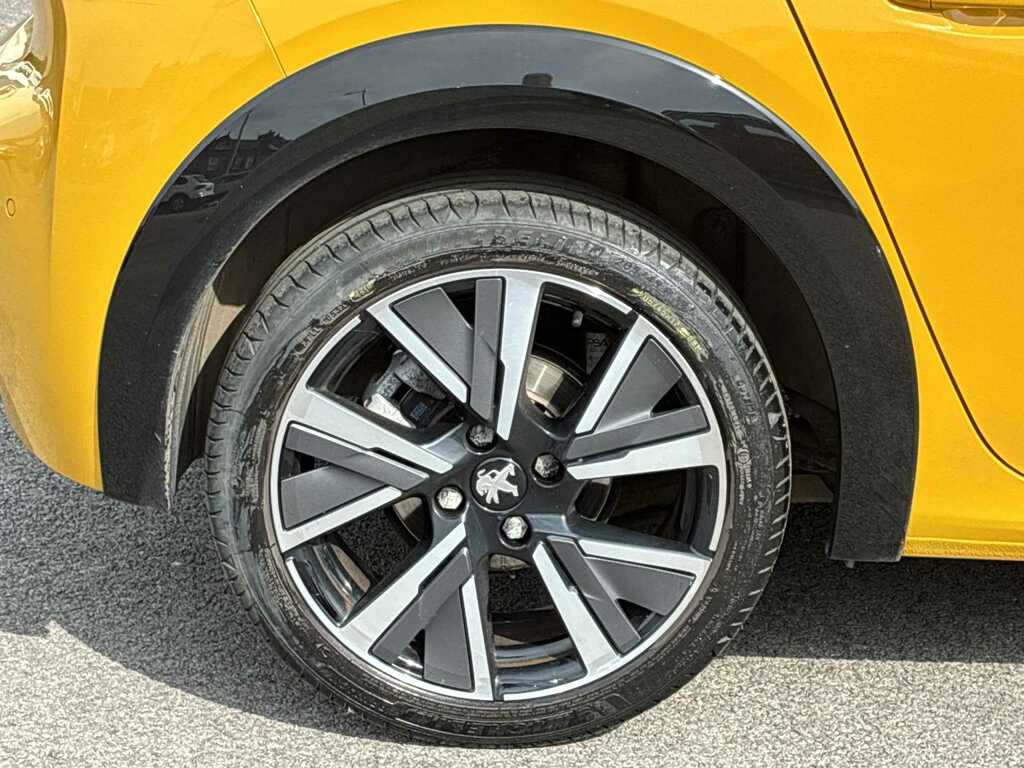 Peugeot 208 1.2 Puretech 130 Gt Line Eat8 DF20VTY Yellow #6