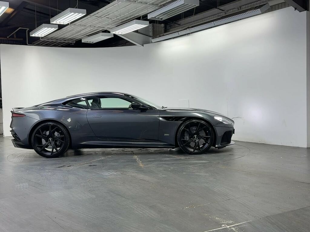 Aston Martin DBS 5.2 V12 Biturbo Superleggera Coupe Grey #2