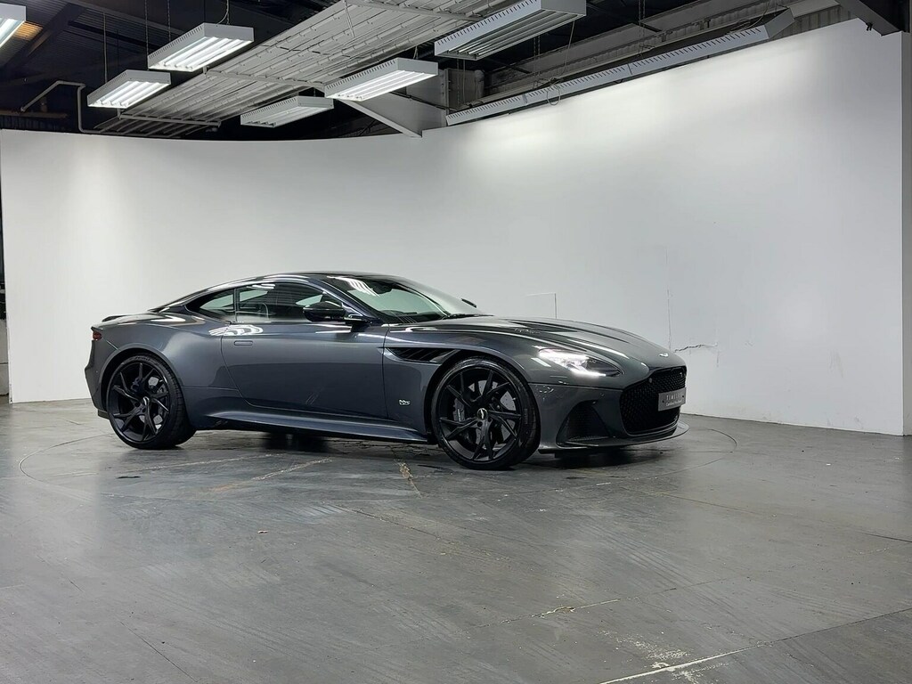 Aston Martin DBS 5.2 V12 Biturbo Superleggera Coupe Grey