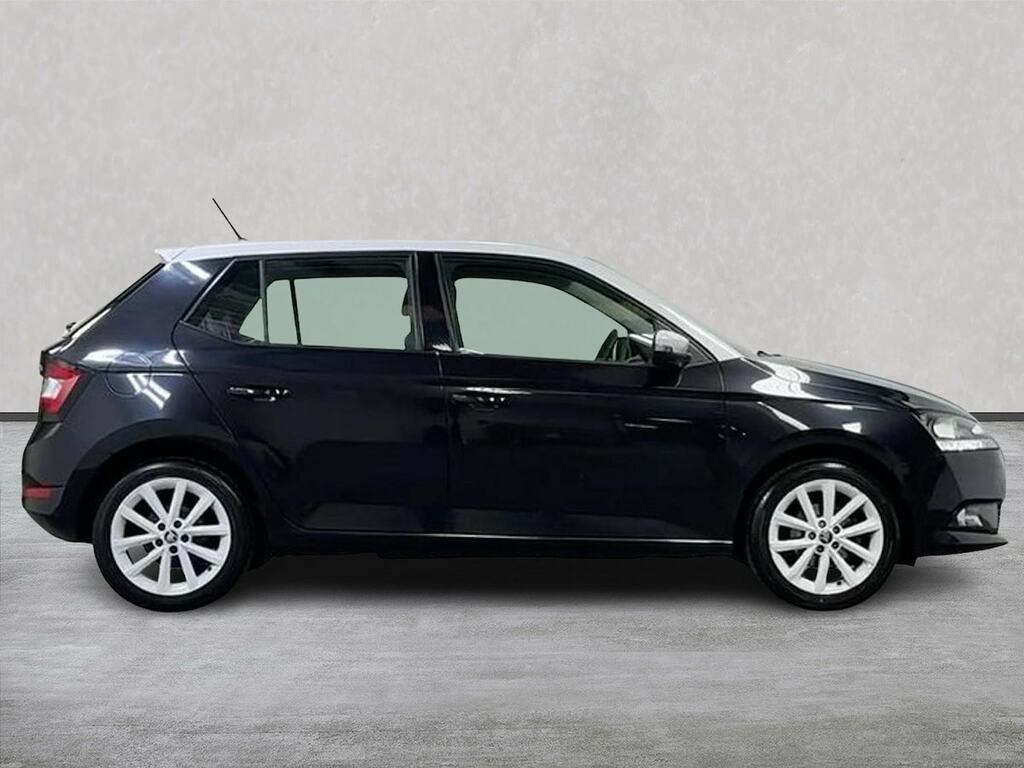 Skoda Fabia 1.0 Colour Edition Hatchback Eur MGZ4233 Black #3