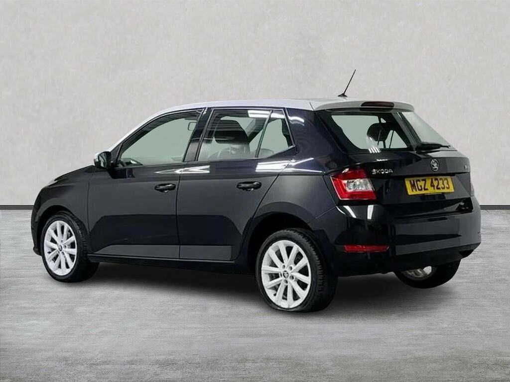 Skoda Fabia 1.0 Colour Edition Hatchback Eur MGZ4233 Black #2