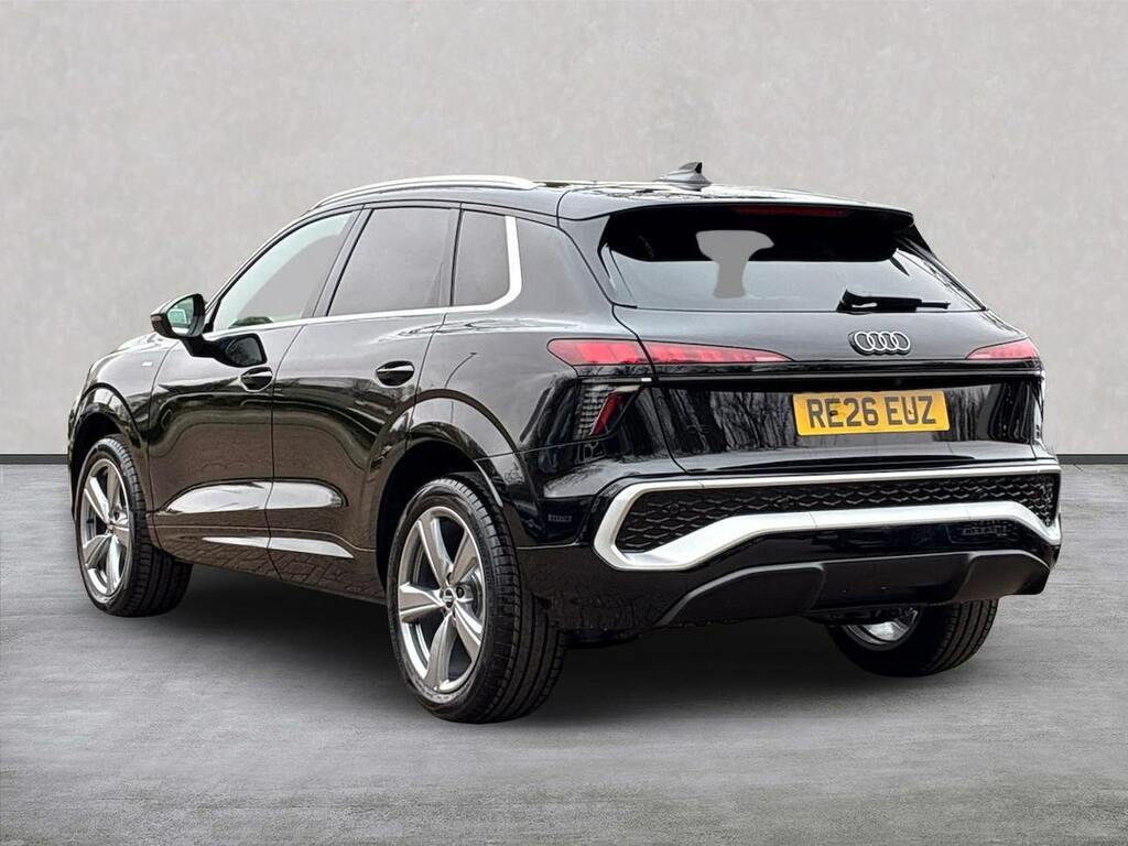 Audi Q3 1.5 Tfsi S Line S Tronic Soundvision Pack RE26EUZ Black #2