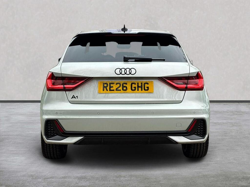 Audi A1 1.0 Tfsi 30 Black Edition Sportback Man RE26GHG Silver #4