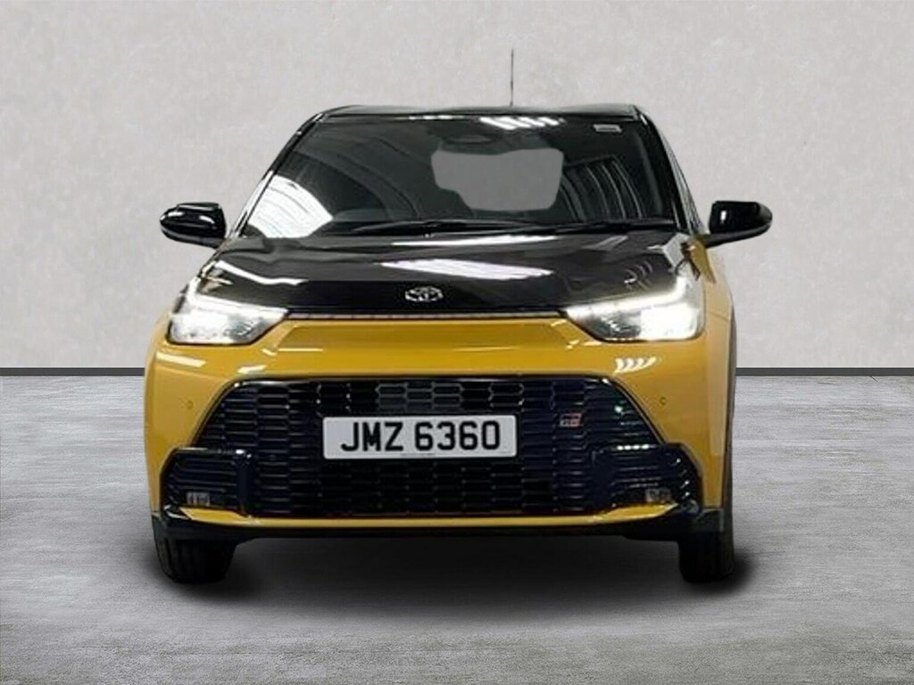 Toyota Aygo X 1.5 Hybrid Gr Sport Cvt JMZ6360 Gold #5