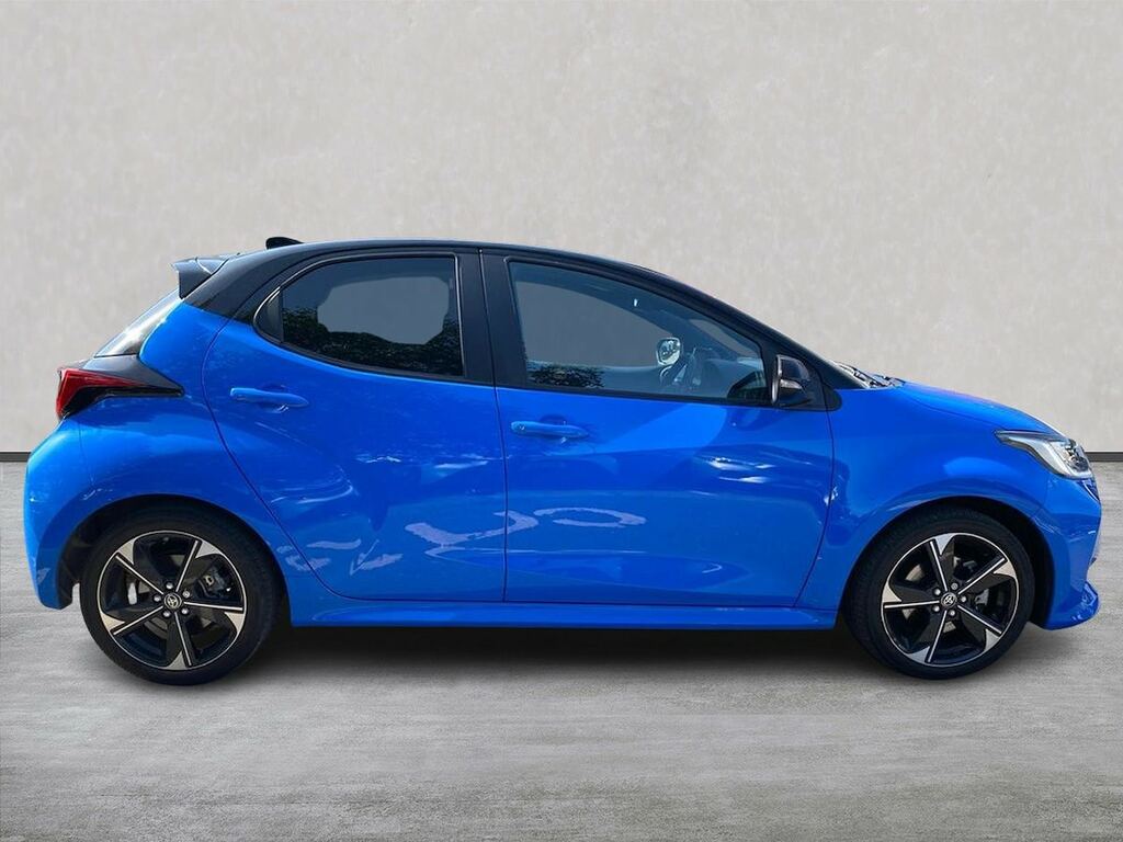 Toyota Yaris 1.5 Vvt-h Premiere Edition Hatchback Hy EMZ1466 Blue #3