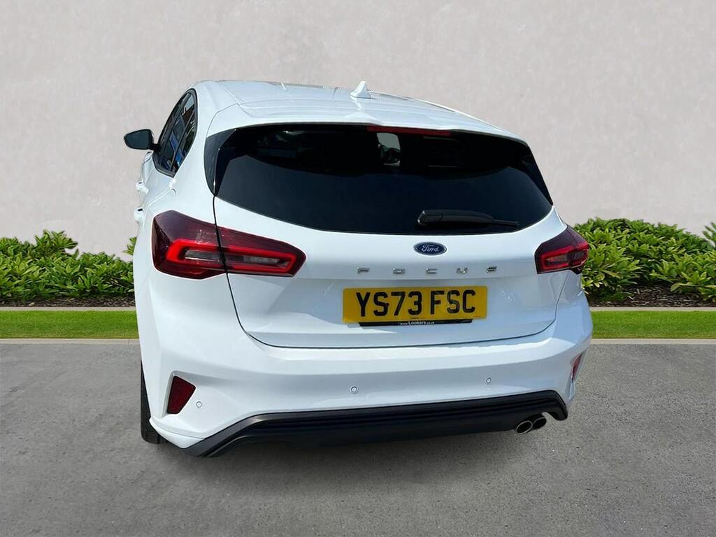 Ford Focus 1.0T Ecoboost St-line Hatchback YS73FSC White #2
