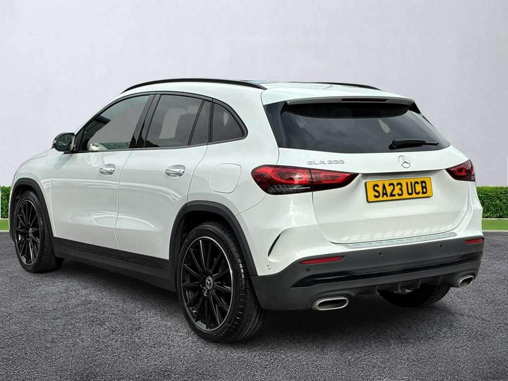 Mercedes-Benz GLA Class Gla 200 Amg Line Premium Plus Night Ed SA23UCB White #2