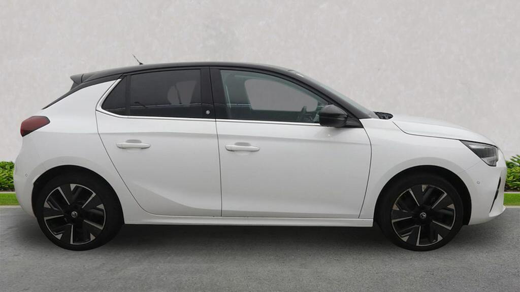 Vauxhall Corsa-e 100Kw Elite Premium 50Kwh 7.4Kwch VN22KKW White #4