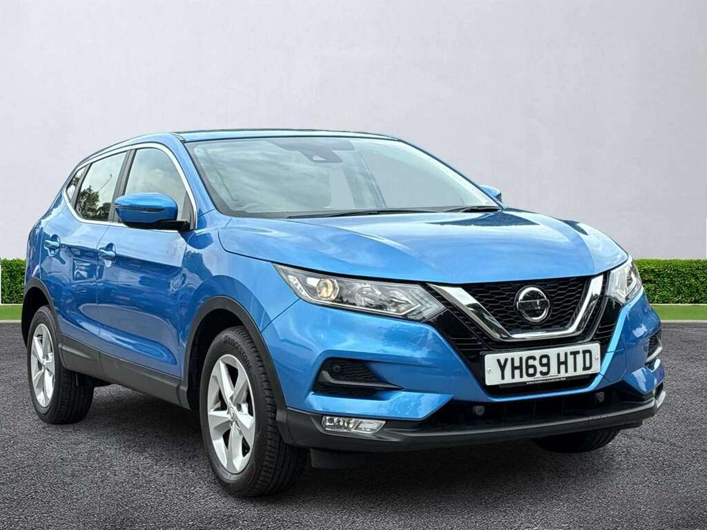 Nissan Qashqai 1.5 Dci 115 Acenta Premium Dct Blue
