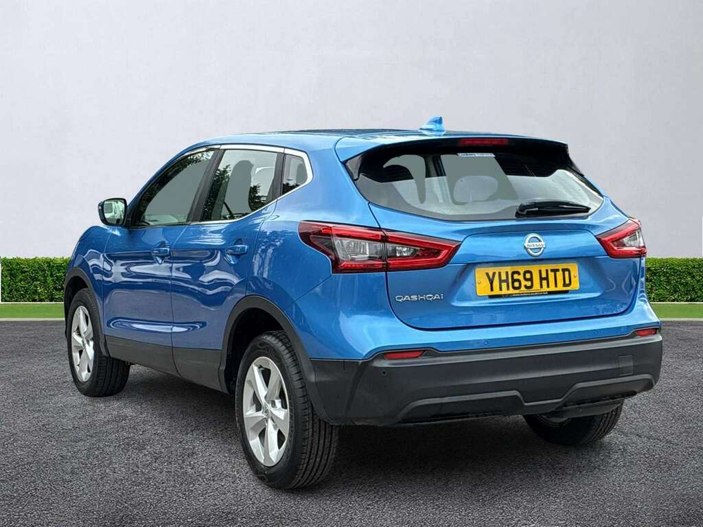 Nissan Qashqai 1.5 Dci 115 Acenta Premium Dct YH69HTD Blue #2