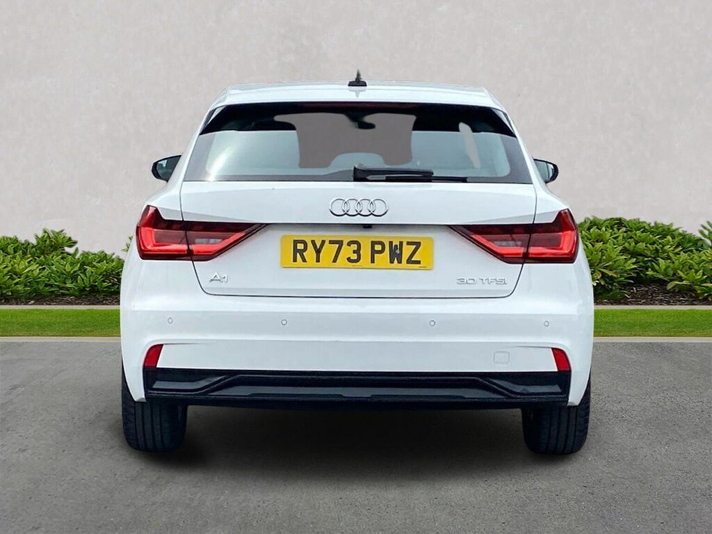 Audi A1 30 Tfsi 110 Sport S Tronic Tech Pack RY73PWZ White #4