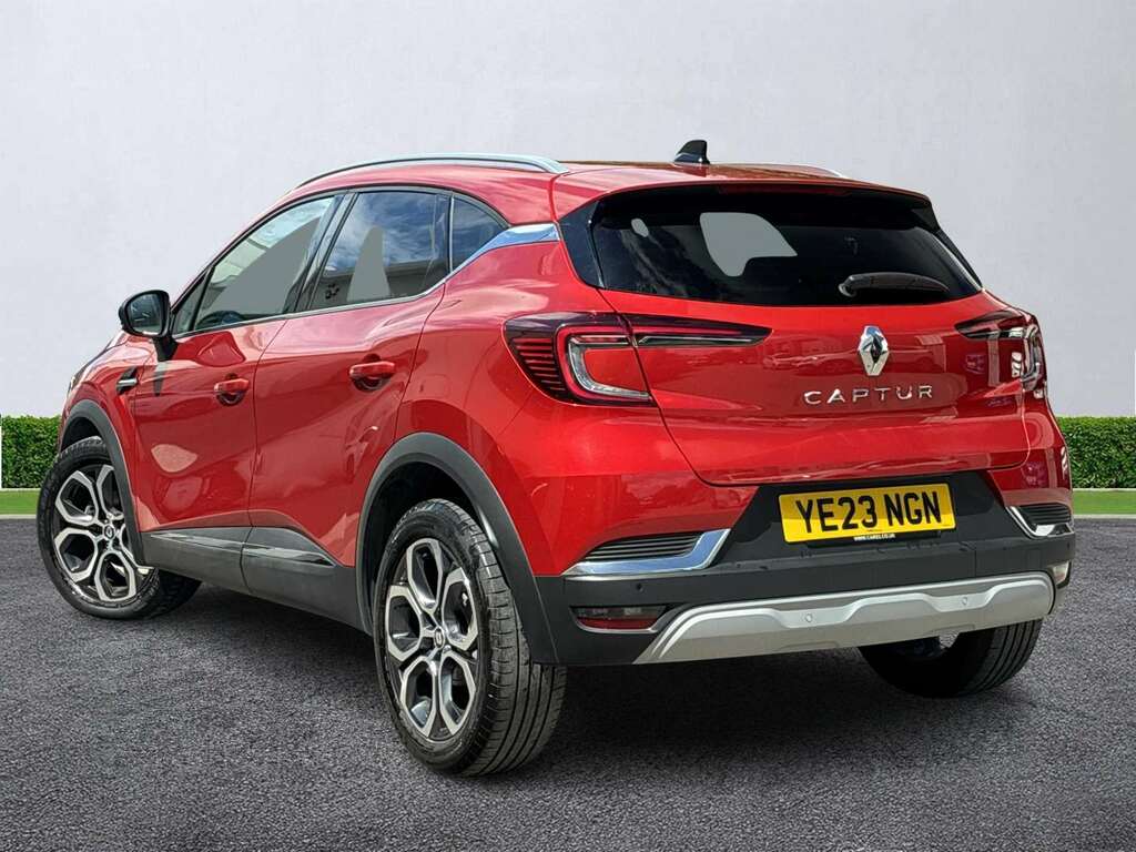 Renault Captur 1.0 Tce 90 Techno YE23NGN Red #2
