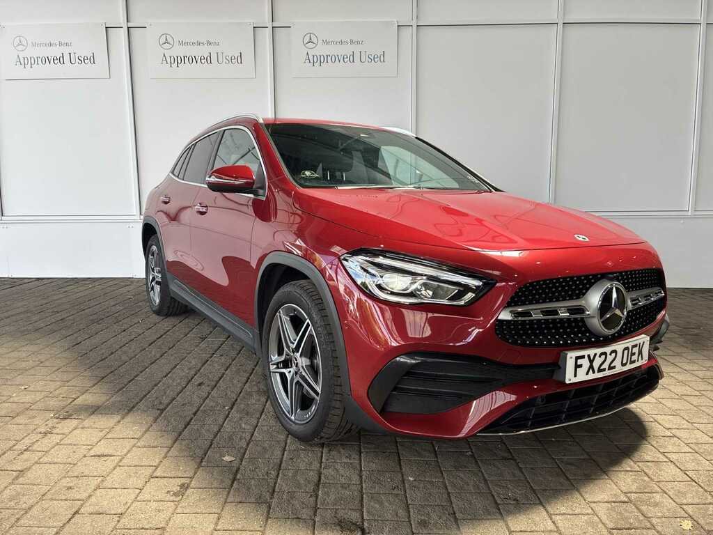 Mercedes-Benz GLA Class Gla 250E Exclusive Edition Premium Red
