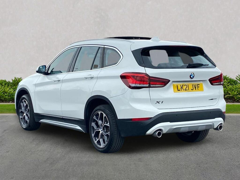 BMW X1 Sdrive 20I Xline Step LK21JVF White #2