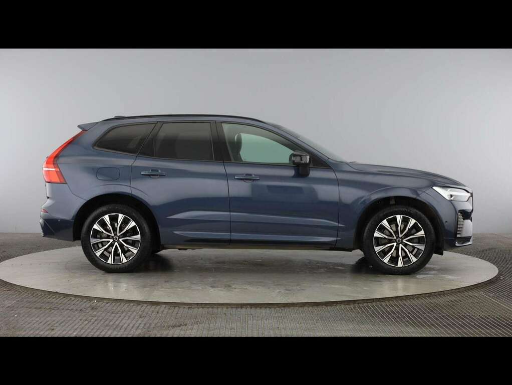 Volvo XC60 2.0 B4d Plus Dark Awd Geartronic LB22EJE Blue #3