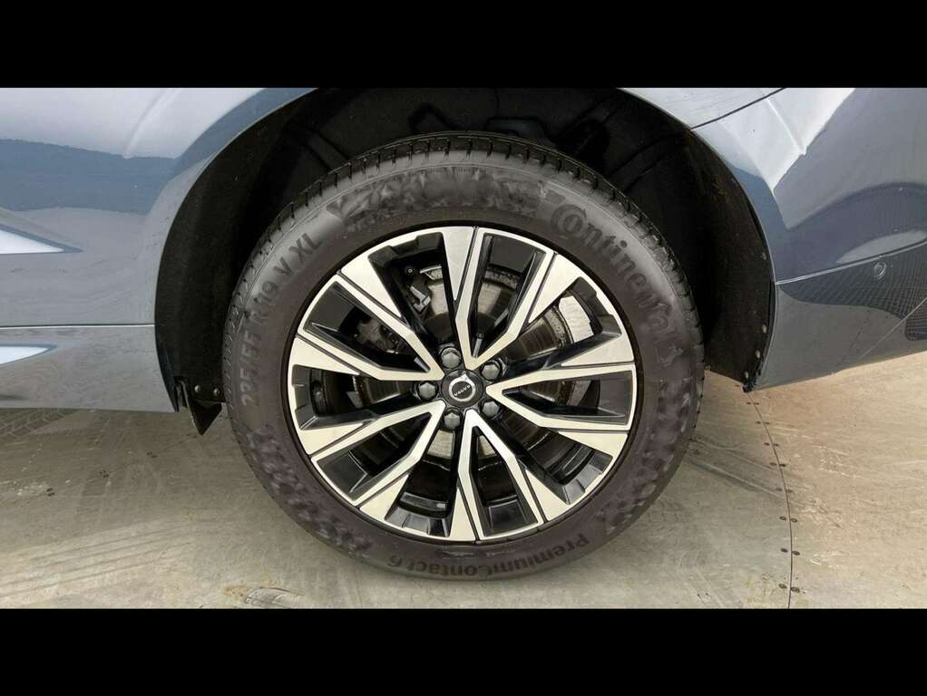 Volvo XC60 2.0 B4d Plus Dark Awd Geartronic LB22EJE Blue #4