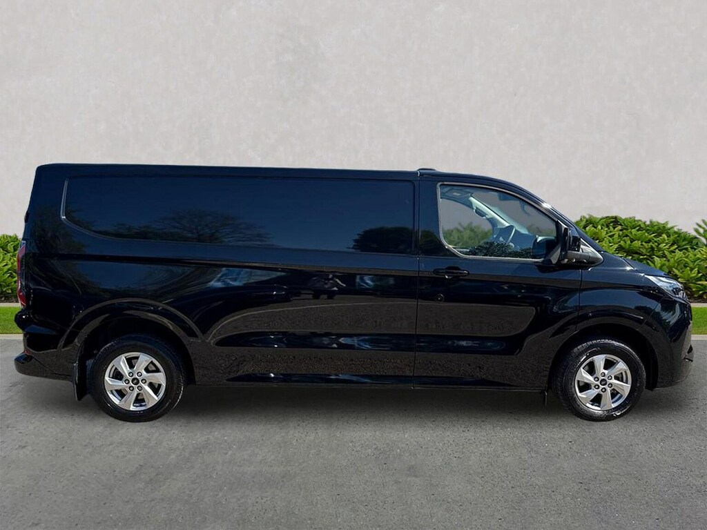 Ford Transit Custom 340 65Kwh Limited Panel Van L2 H WN75AZT #3