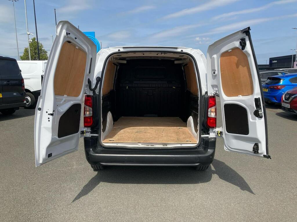 Vauxhall Combo 1.5 Turbo D 2300 Prime Xl Panel Van 6Dr Man DV74YEK  #6