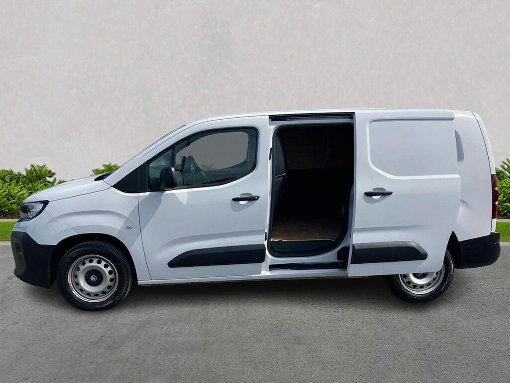 Vauxhall Combo 1.5 Turbo D 2300 Prime Xl Panel Van 6Dr Man DV74YEK  #3