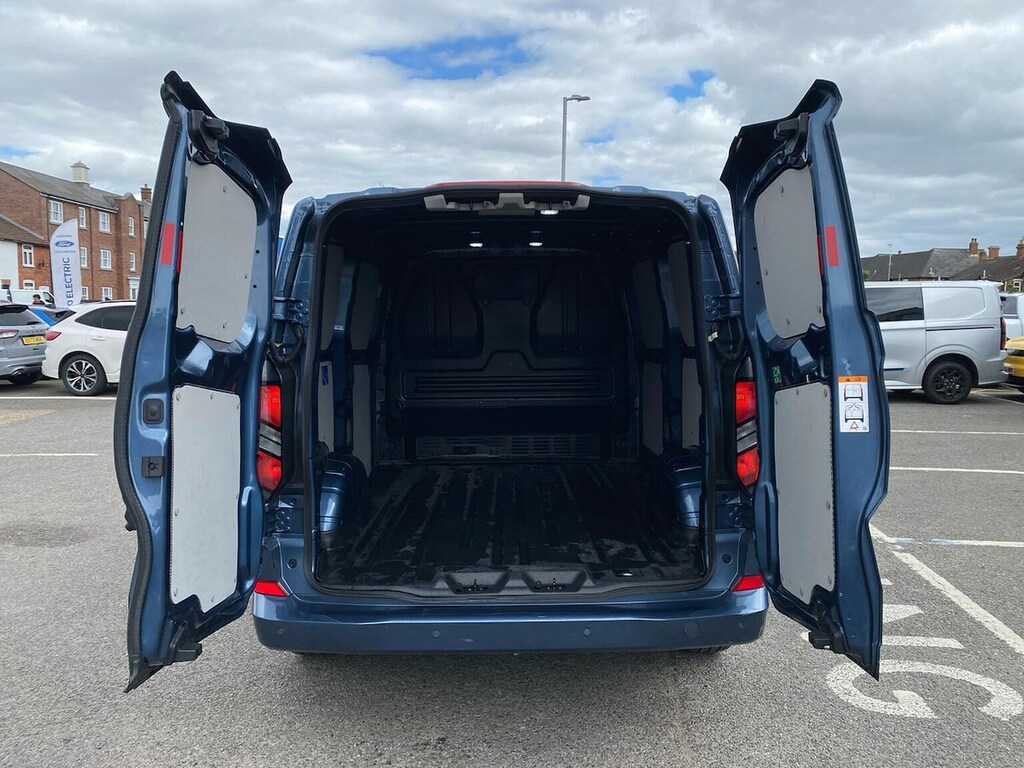 Ford Transit Custom 2.0 300 Ecoblue Limited Panel Van WT24ACV  #6
