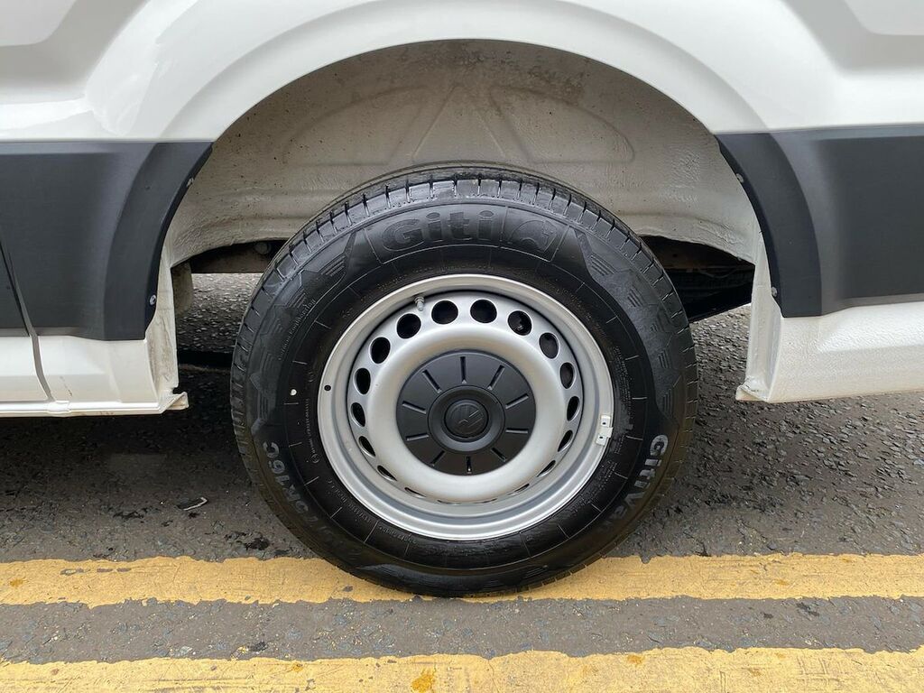 Volkswagen Crafter 2.0 Tdi Cr35 Commerce Plus Panel Van Ma RJ25TZX #4