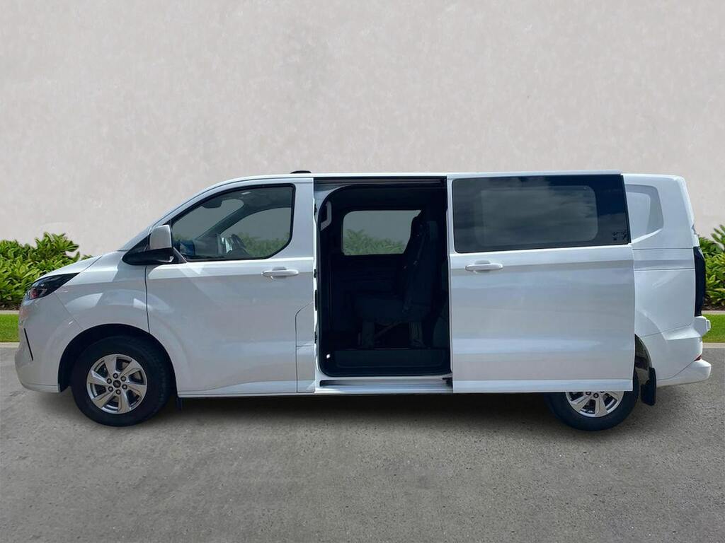 Ford Transit Custom Transit 2.0Dm Custom 320 Panel Van YR25OUH #3