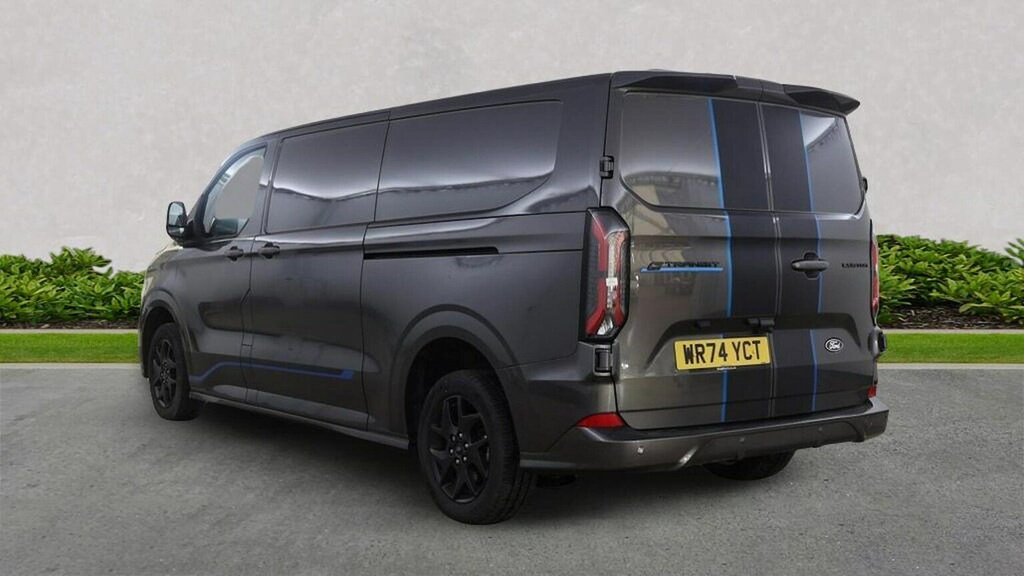 Ford Transit Custom 320 65Kwh Sport Panel Van L2 H1 WR74YCT #3