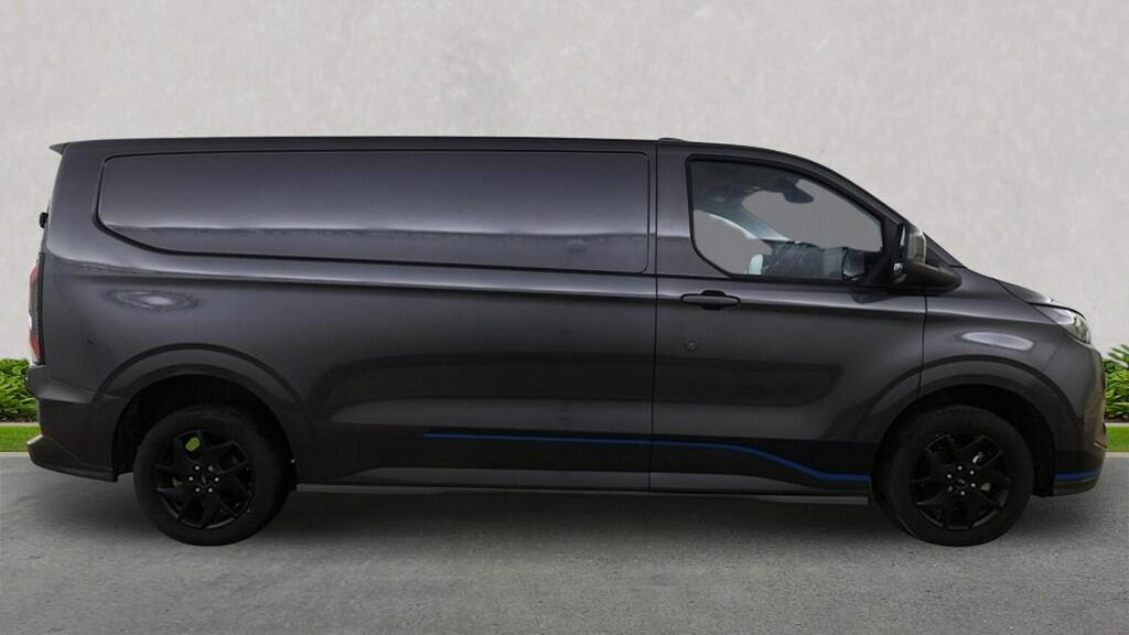 Ford Transit Custom 320 65Kwh Sport Panel Van L2 H1 WR74YCT #4