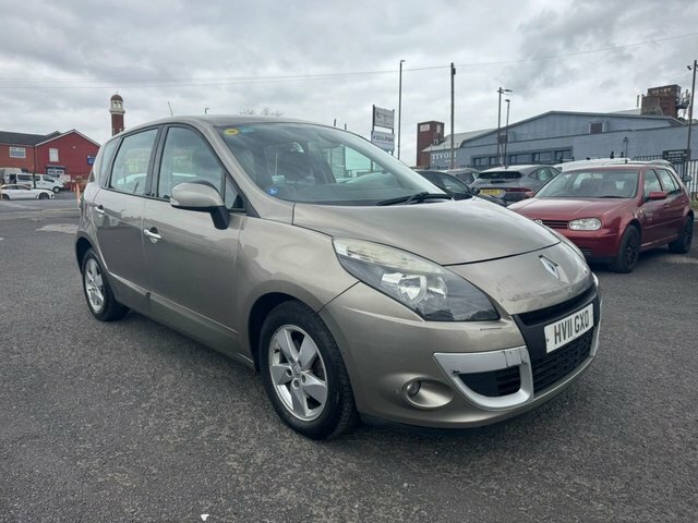 Renault Scenic 1.5 Dci Dynamique Tomtom Mpv Eur Beige