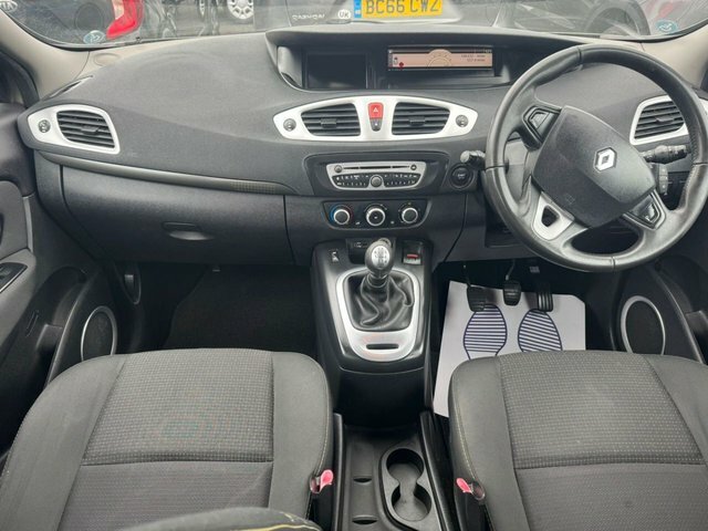 Renault Scenic 1.5 Dci Dynamique Tomtom Mpv Eur HV11GXO Beige #6