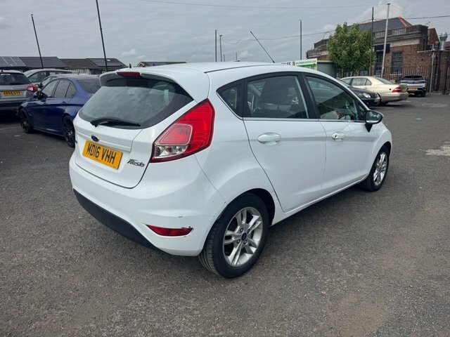Ford Fiesta 1.0T Ecoboost Zetec Hatchback Eu MD16VHH White #2