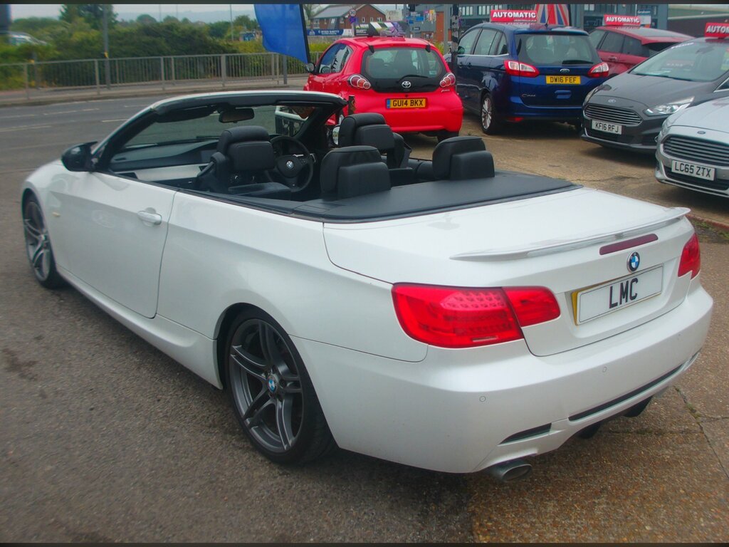 BMW 3 Series 2.0 320D Sport Plus Edition Convertible MT12LXF White #4