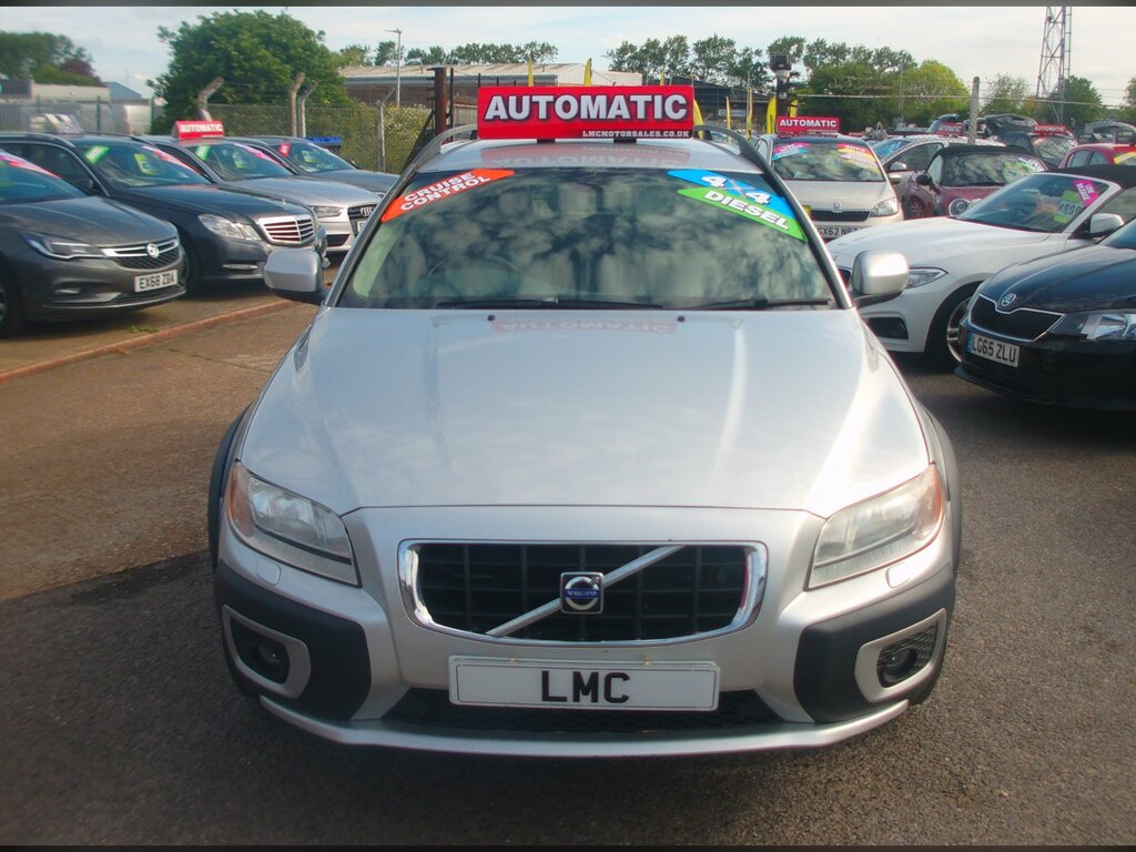 Volvo XC70 2.4 D5 Se Estate Geartronic Awd 185 Bh Silver #2