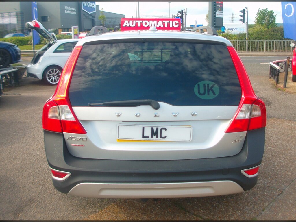 Volvo XC70 2.4 D5 Se Estate Geartronic Awd 185 Bh Silver #5